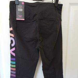 VSX Sport Knockout Crop - NEW